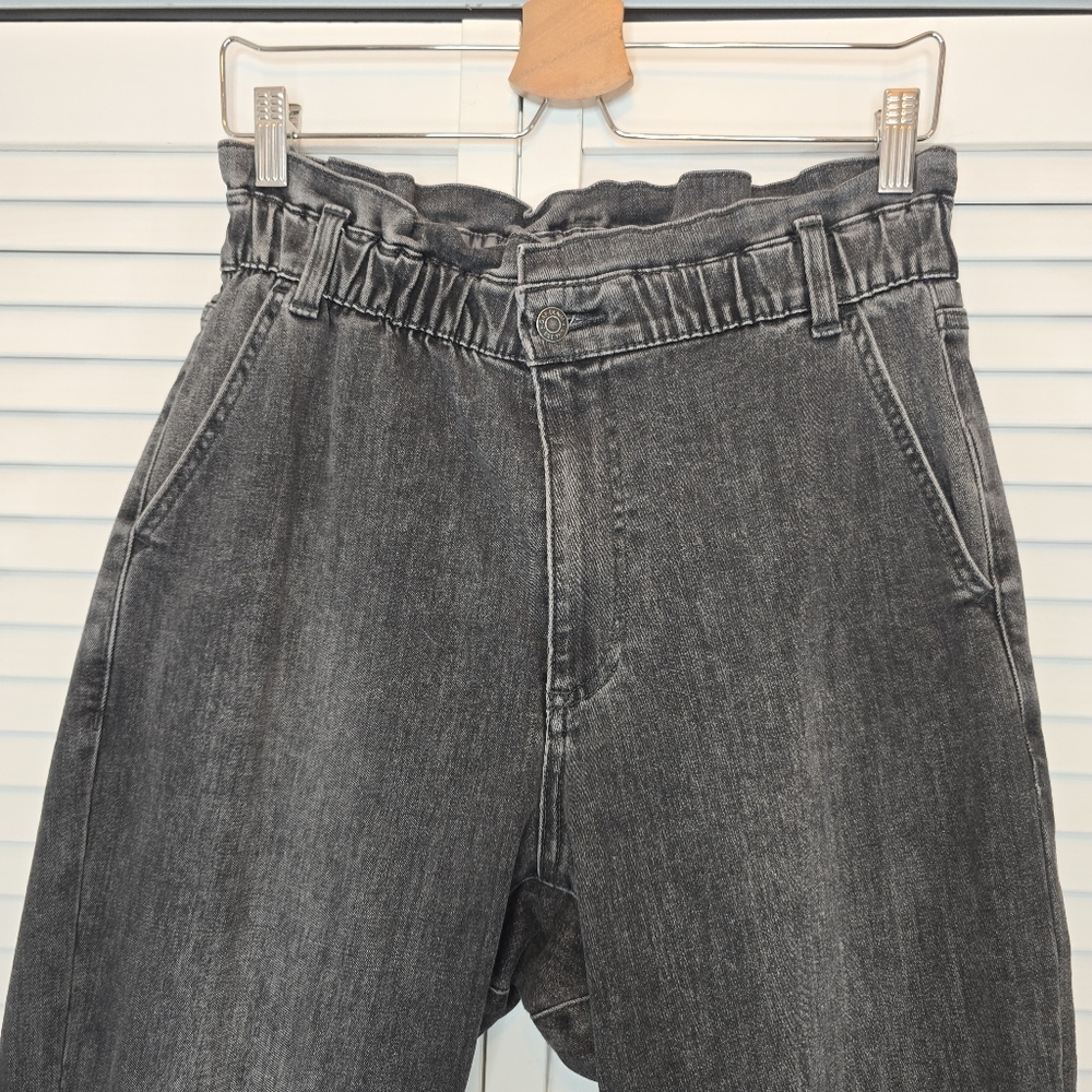 GAP Women Black Paperbag High Rise Tapered Jeans Sz Medium Minimalist Old Money‎ - Picture 2 of 12